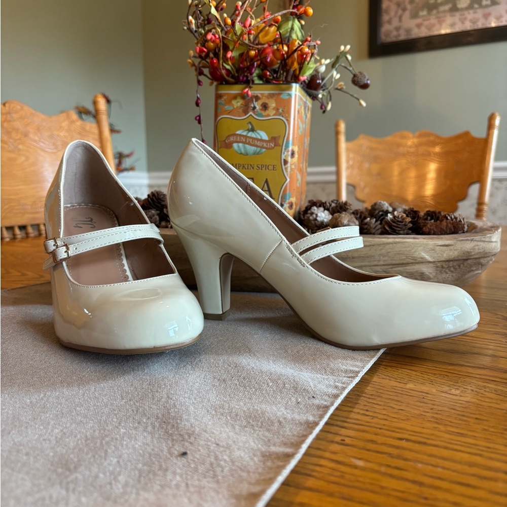 Chic Beige Mary Jane Heels
